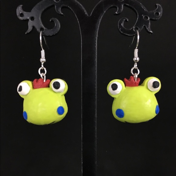 Handmade Polymer Clay Frog Dangle Drop Earrings - Picture 3 of 5